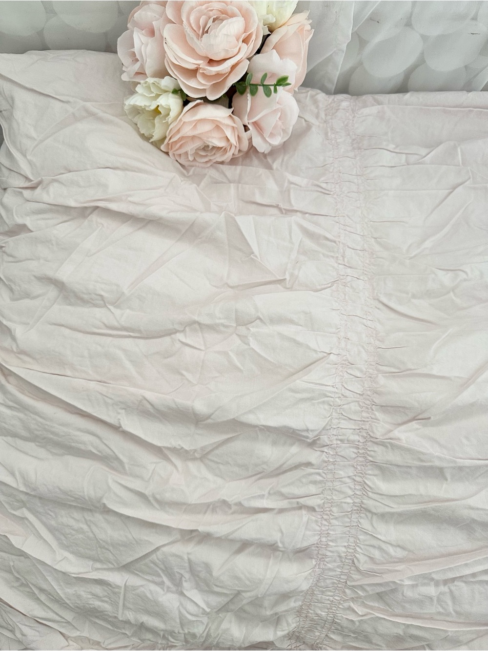 Simply Shabby Chic Full /Twin Comforter Ruffled Edges Pink 73 X 90” *Cleaned*